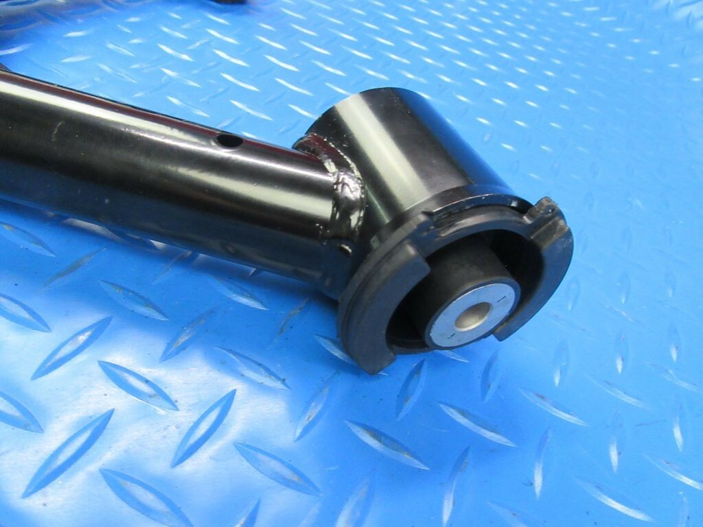 Rolls Royce Phantom right upper control arm wishbone top #7087 