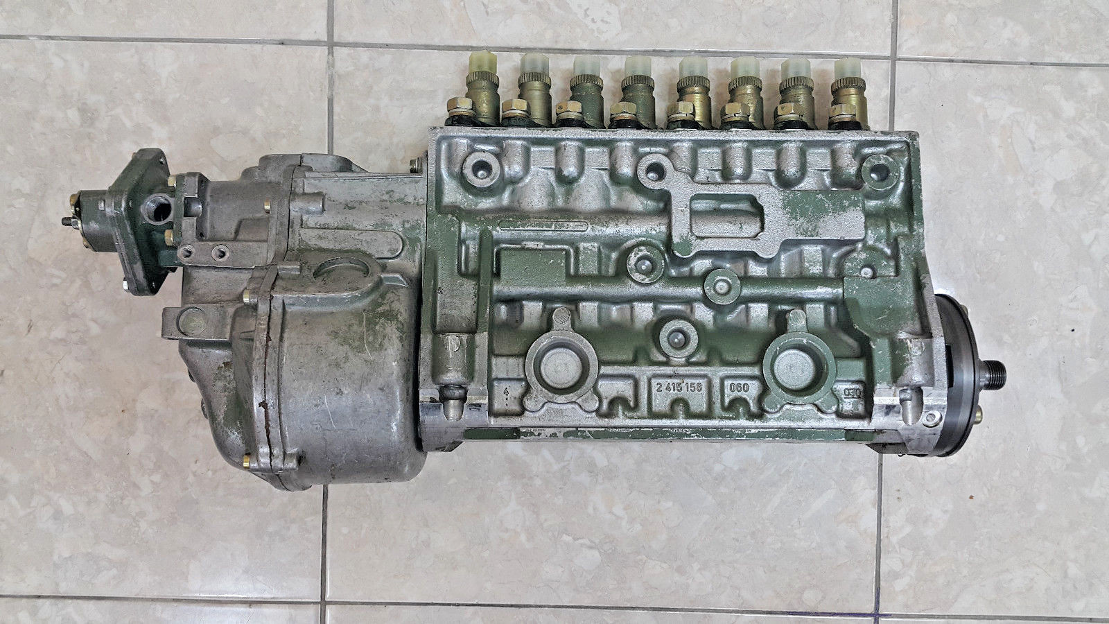 Bosch Fuel Injection Pump 0401848760 for Mercedes OM422 14.6L 1980 