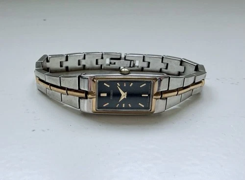 Vintage Ladies Seiko Wristwatch Two-Tone Quartz Rectangular Dial 2E20-OAYO