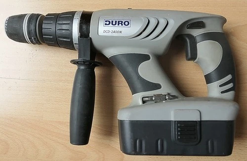 Duro Akku Bohrschrauber DCD2400IK mit Schlagwerk 24V incl. Werkzeugkoffer