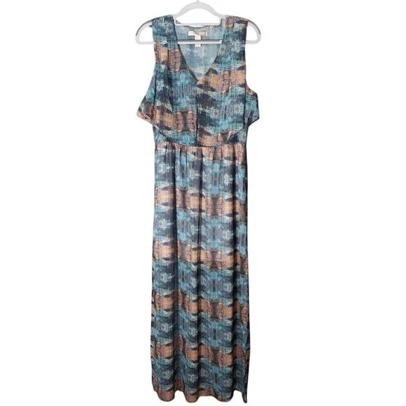 white christmas dresses PRINTED RUFFLED LACE MAXI DRESS