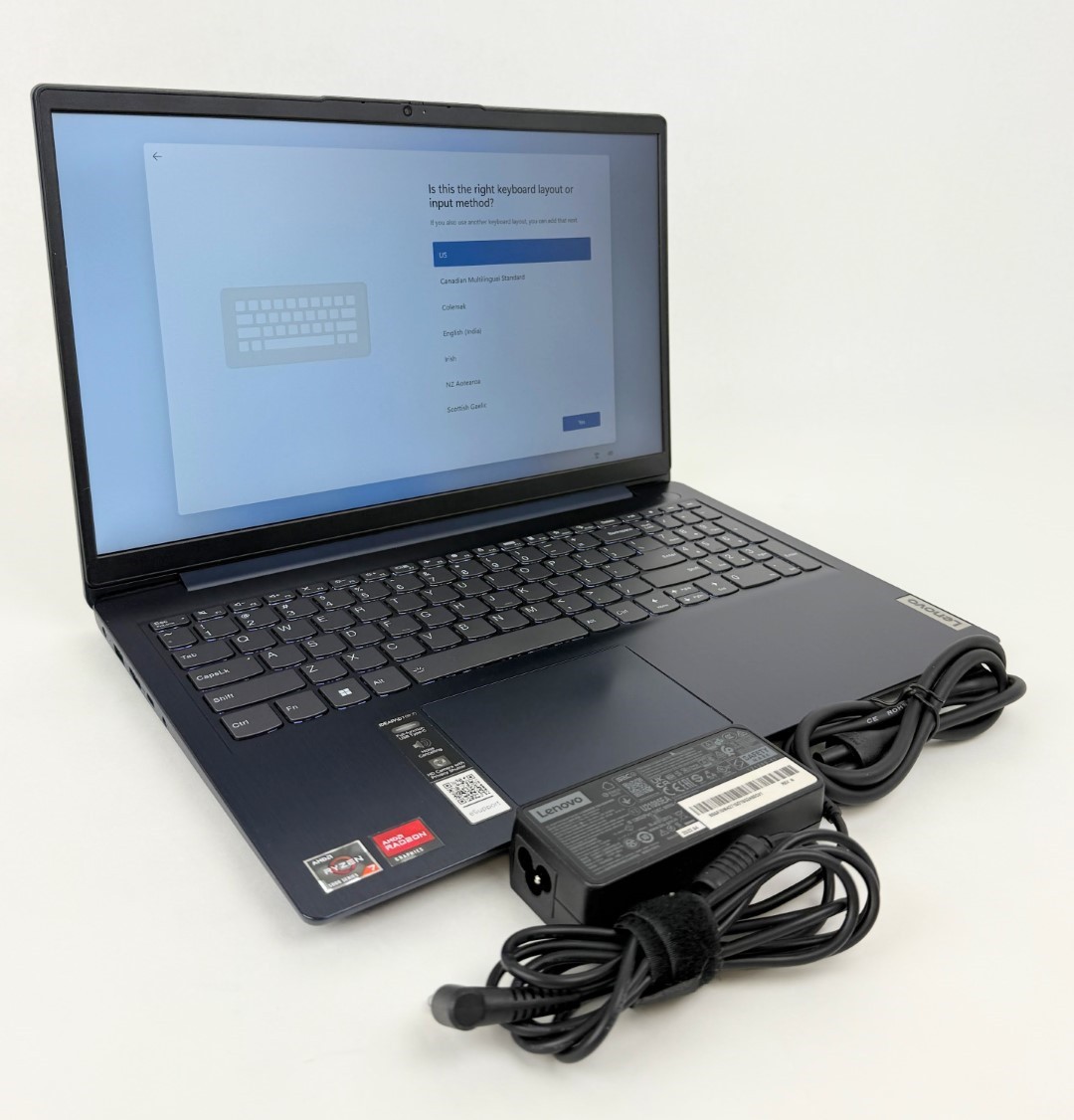 Lenovo IdeaPad 3 15ABA7 15.6