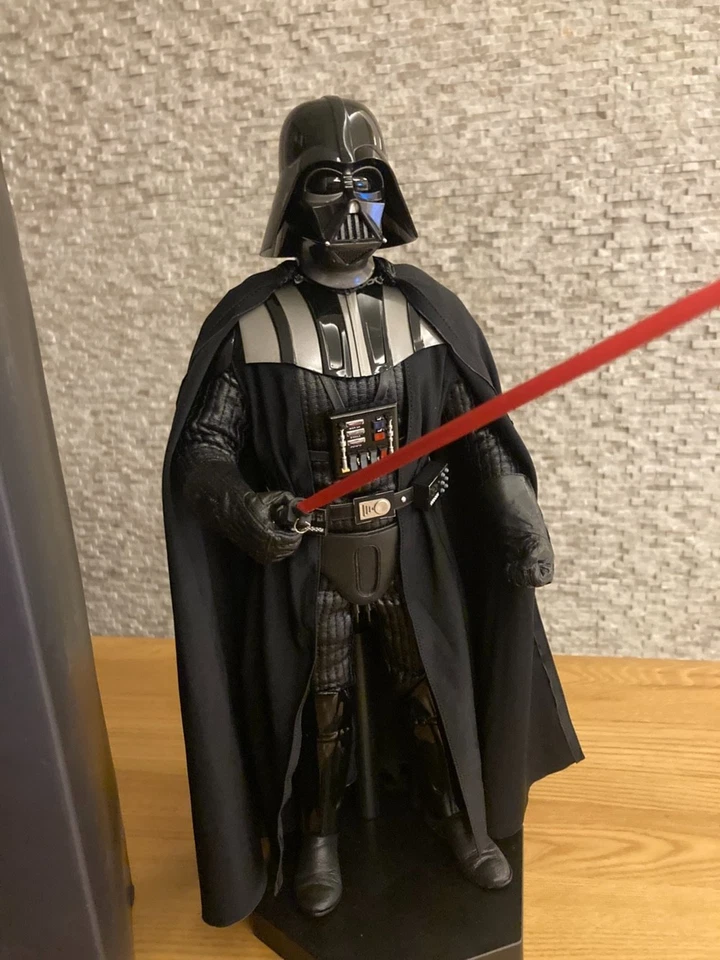 Sideshow 1/6 Scale Darth Vader Star Wars Return of the Jedi Figure - Image 4 of 4