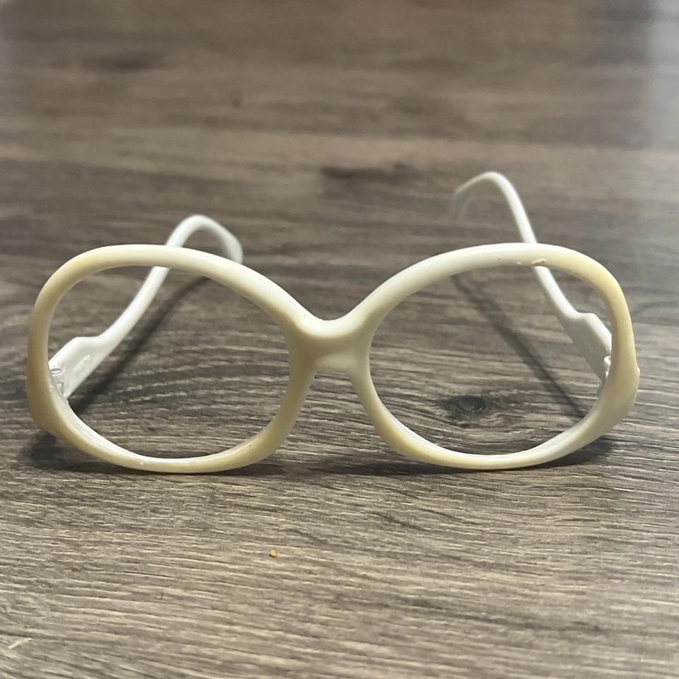 Raro 1978 De Colección Niños Barbie Gafas Niño Talla Vestir Moda Accesorio Blanco Foto 3 de 4