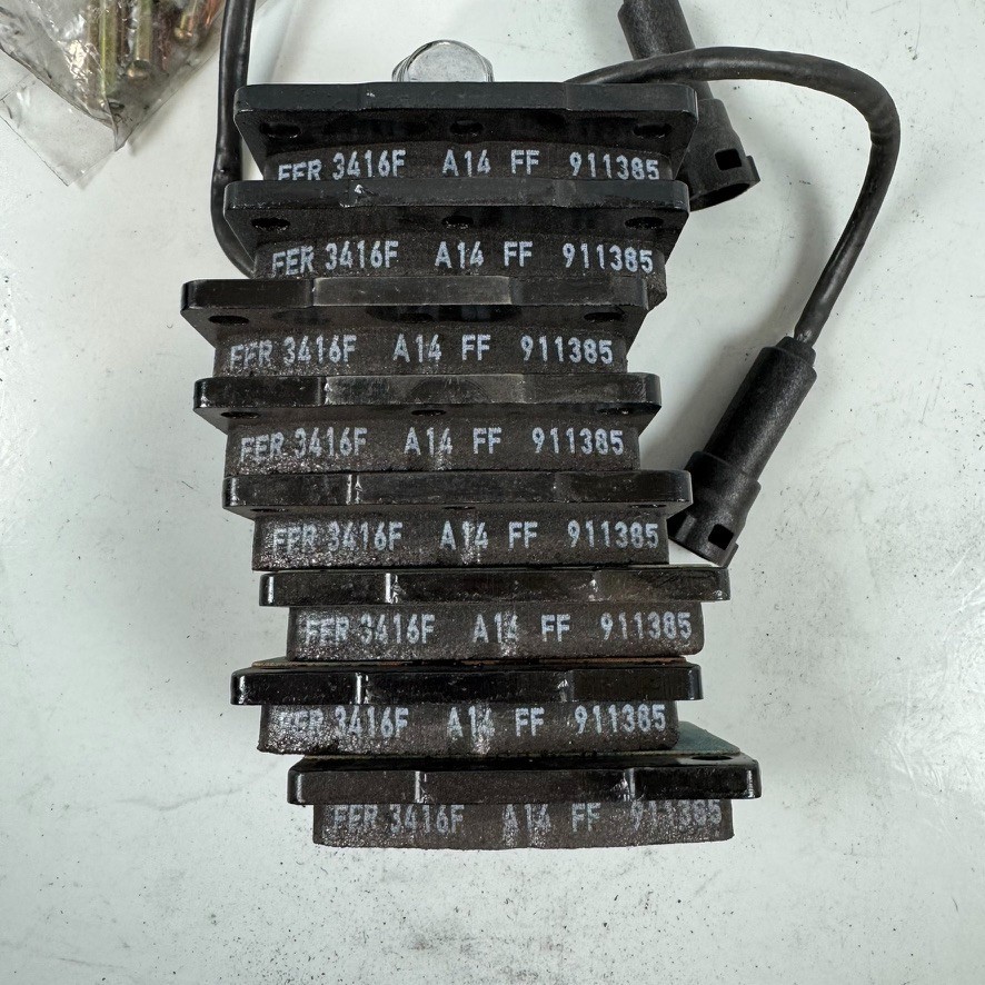 [NOS] Bentley / Rolls Royce Front Brake Pad KIT CD6589