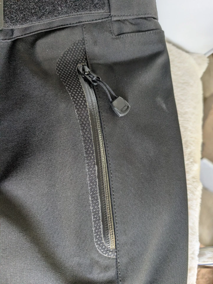 BMW Tourshell Motorbike Suit. Size 54 - Image 3 of 4