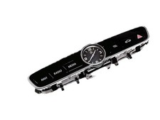 Mercedes-Benz S W222 2017 Uhr A2138272000 AEU26485 Mercedes-Benz S W222 2017 Uhr A2138272000 AEU26485