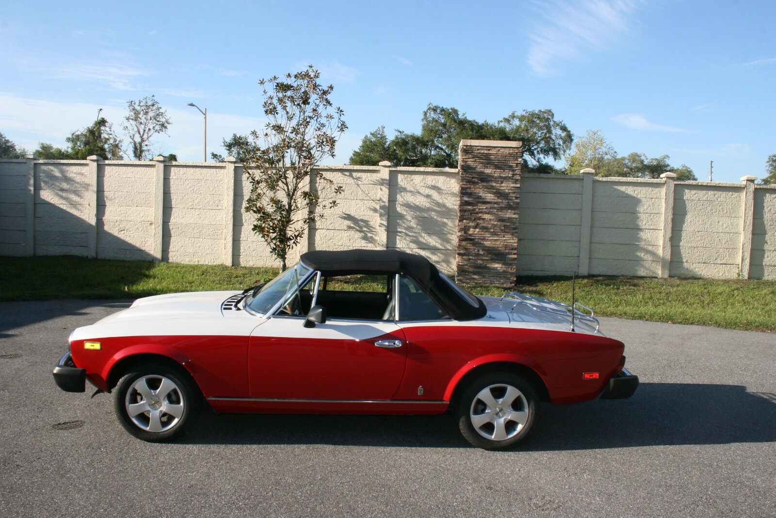 1980 Fiat 124 Spider  1980 Fiat 124 Spider 2000 *Automatic*