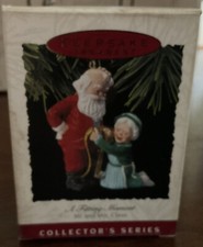 Hallmark Keepsake Ornament - MR. AND MRS. CLAUS, A FITTING MOMENT (1993) VINTAGE