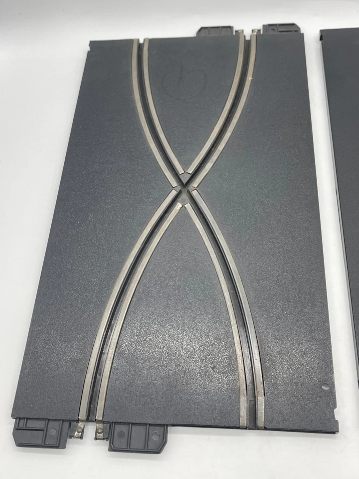 Винтажная трассовая автомодель Strombecker 1966 кроссовер смена полосы движения и сжатие прямой трек - Изображение 2 из 4