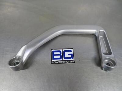 EB1092 2012 12 YAMAHA XT1200Z SUPER TENERE PASSENGER GRIP GRAB BAR