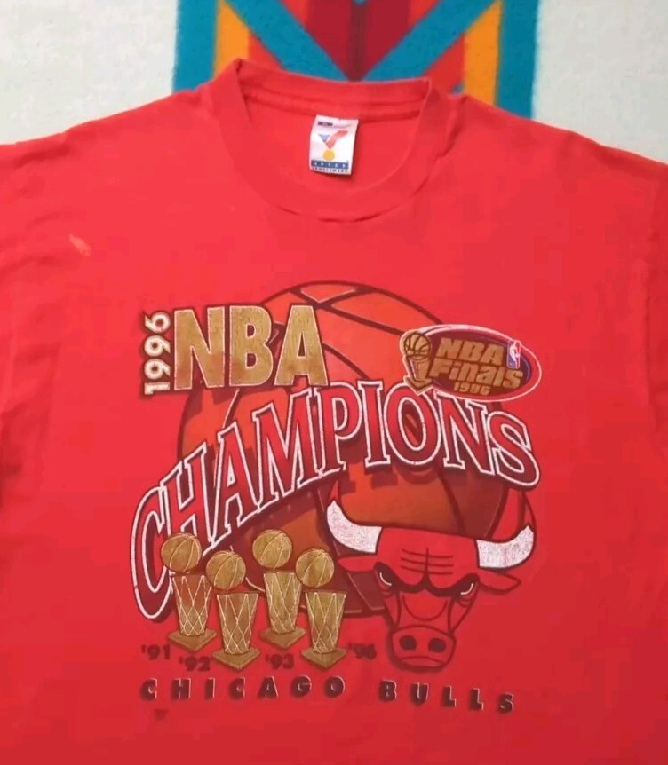 Vintage Chicago Bulls Shirt 1996 World Champions USA Single Stitch Jordan Red XL