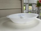 Two (2)  Vintage Pyrex  Milk Glass Divided Casserole Dish 1.5 Quart GlasBake — photo 4