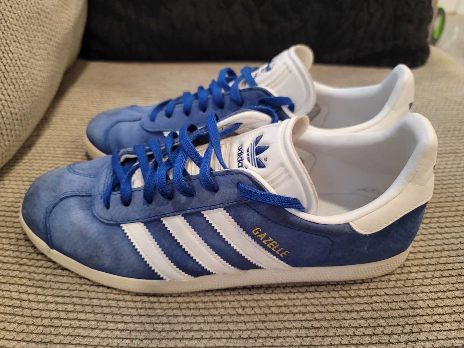 Men adidas Gazelle Blue White Suede Casual Breathable Sneakers - size 10 -