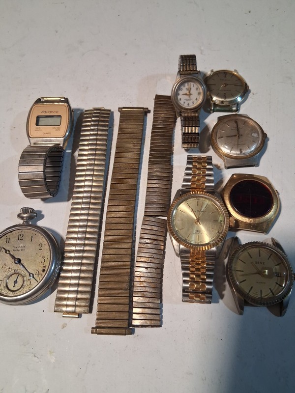 Mixed Lot Of Vintage Watches And Watch Parts