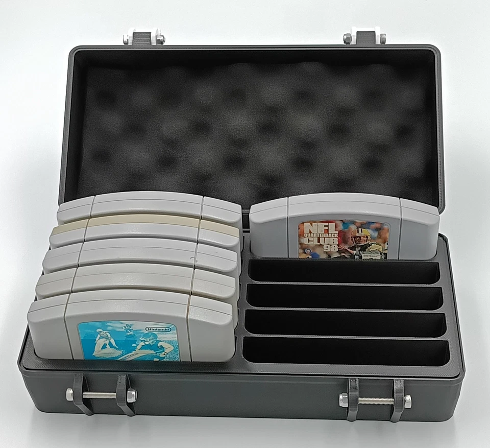Rugged Protective Carrying Case for Nintendo 64 Cartridges - Holds 10 Games - Image 2 of 4