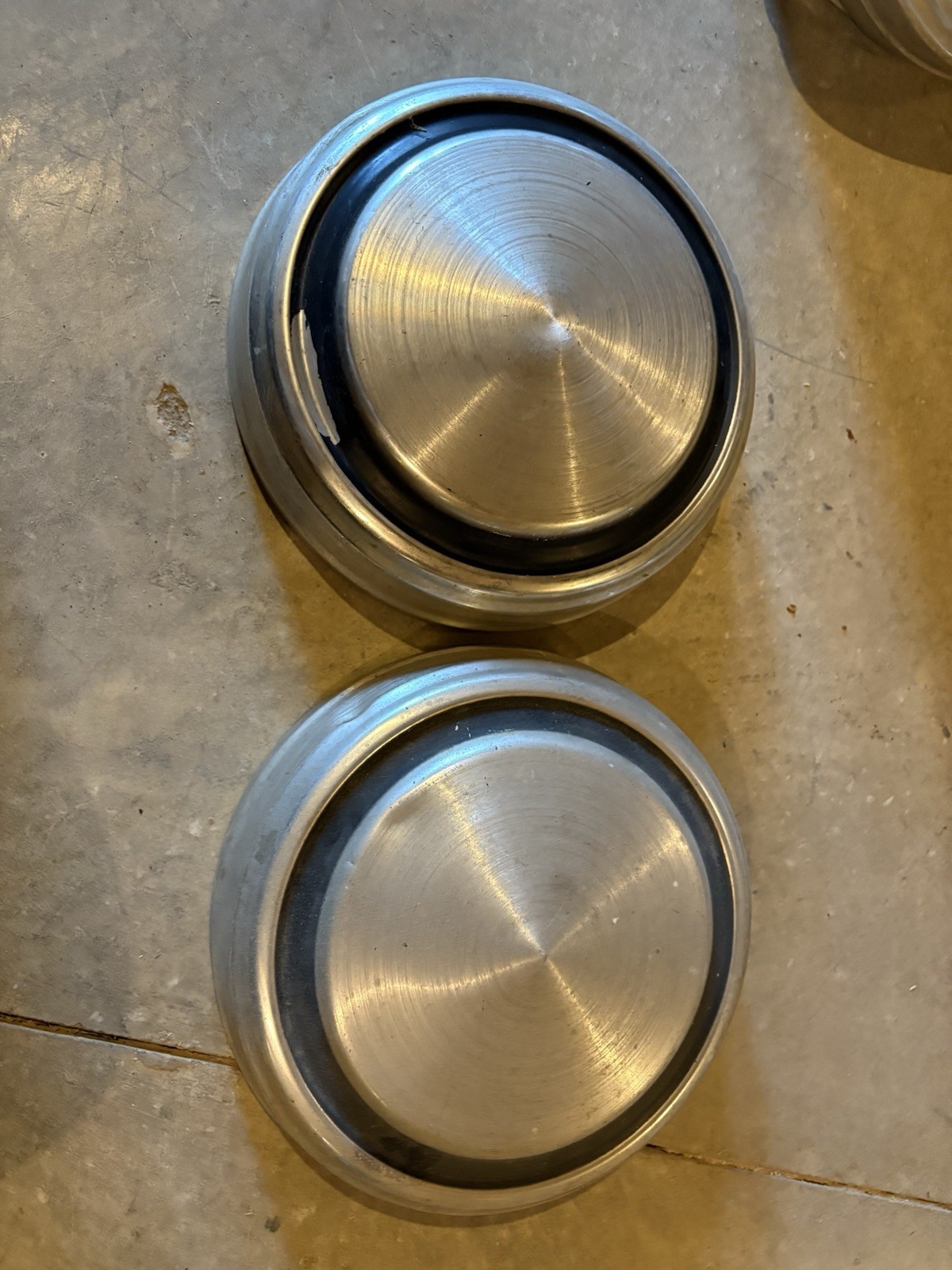 Ford GT wheel center hub caps
