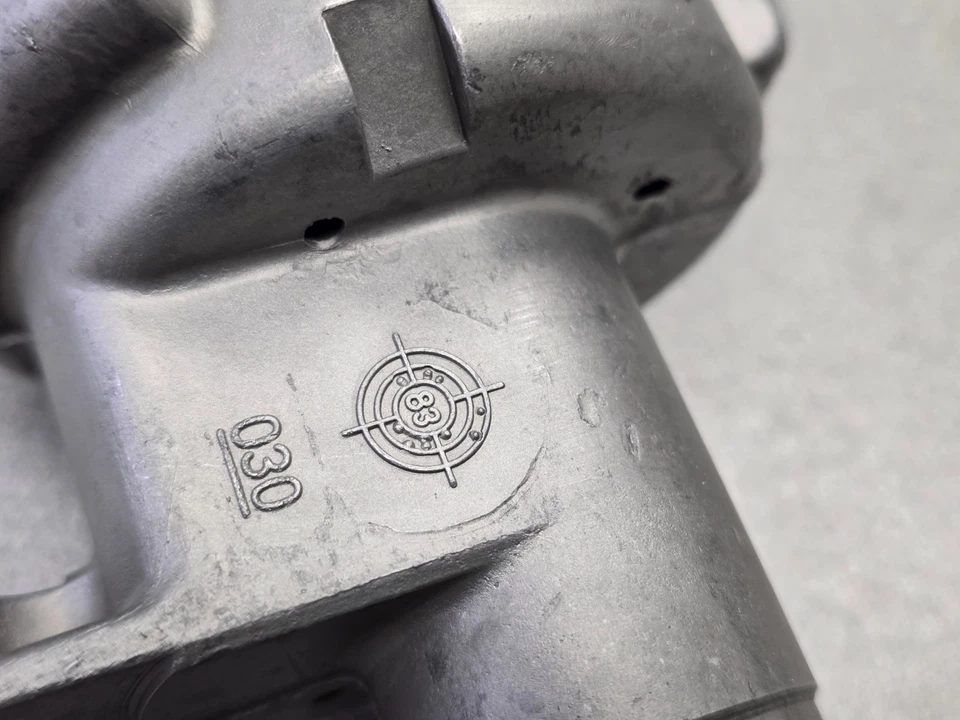 MUY BONITO MONTAJE DISTRIBUIDOR ORIGINAL BOSCH PORSCHE 911 CARRERA 965 TURBO PVF6 Foto 4 de 4