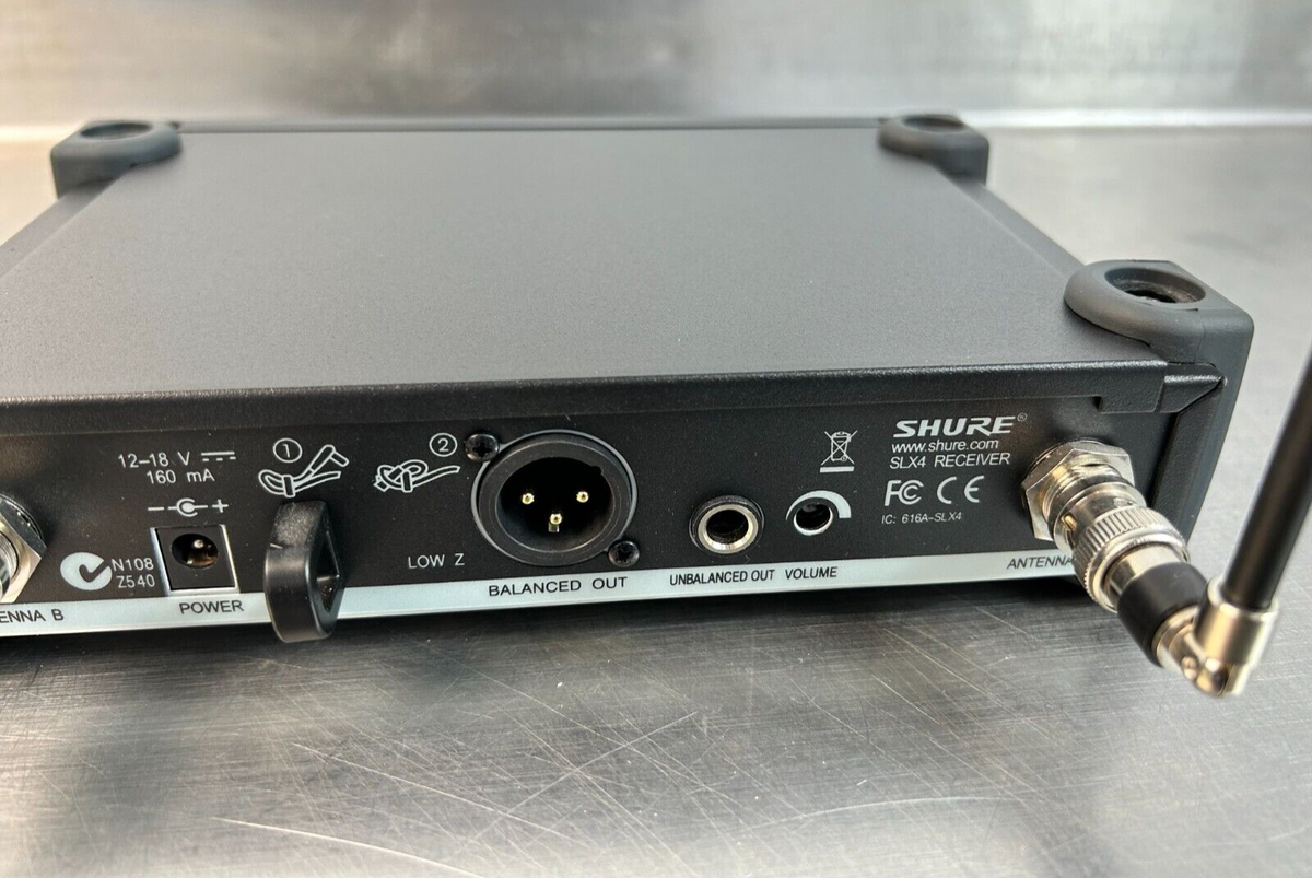 Shure SLX4 Wireless Microphone Receiver R5 638-662 MHz ONLY No