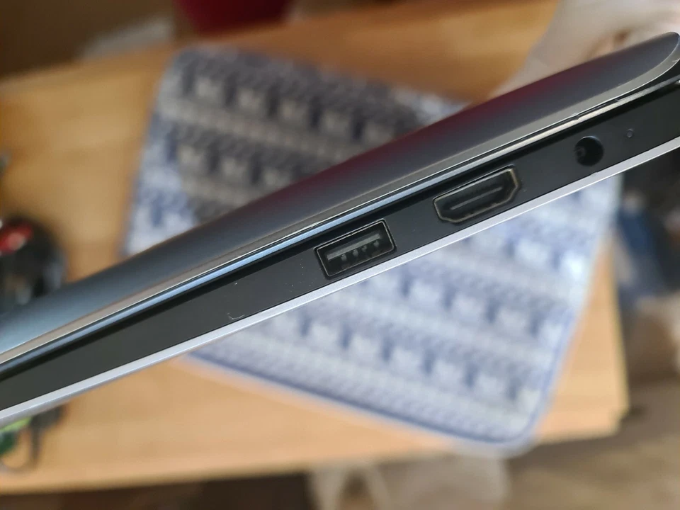 HP Elitebook 13.3 Laptop Duo 4Gb Windows 10 fully functional Perfect conditio - Image 4 of 4