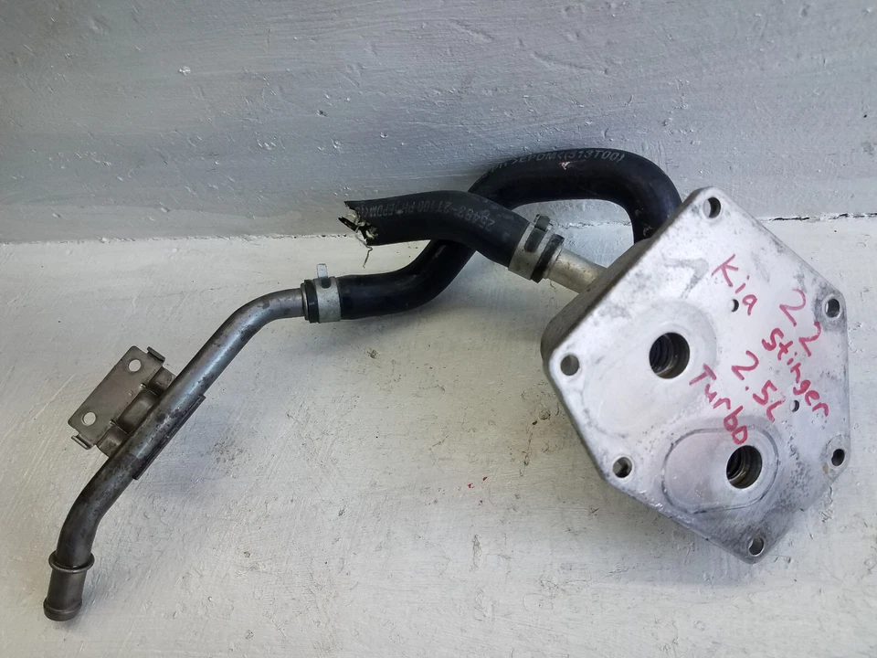 Enfriador de aceite de motor Kia Stinger 2022-2023 2,5 L con manguera 26410-2T200 (turbo) M175 Foto 3 de 3