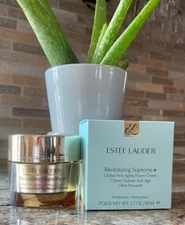 Estée Lauder Revitalizing Supreme + Global Anti-Aging Cell Power Creme  1.7 OZ