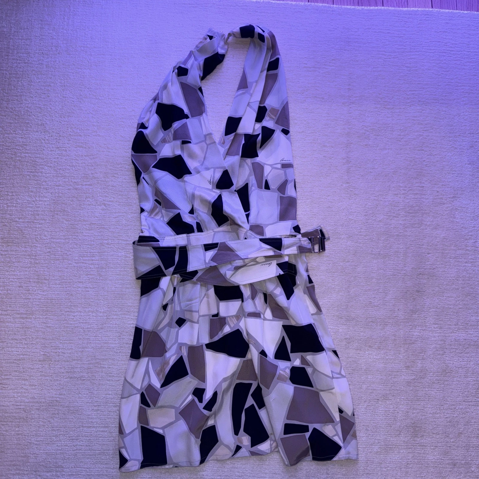 Mini robe Gucci à bretelles en soie taille 40