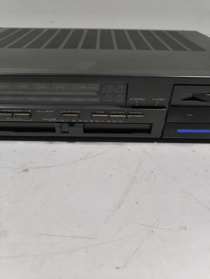 Akai AA-A1 Stereo Empfänger - Gebraucht, Kein Netzkabel, Optische Abnutzung - Bild 3 von 4