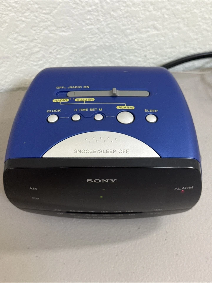 Rádio despertador Sony Dream Machine ICF-C111 azul metálico AM/FM tela grande - Imagem 3 de 4