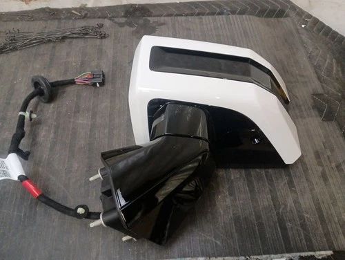 2025 GMC Hummer EV Driver Left Side View Mirror 3101086