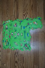 CAR Interlock City Highway Puzzle Play Set Groove Track Green Square Lot Toys