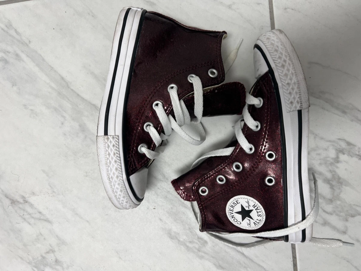 Burgundy glitter sale converse