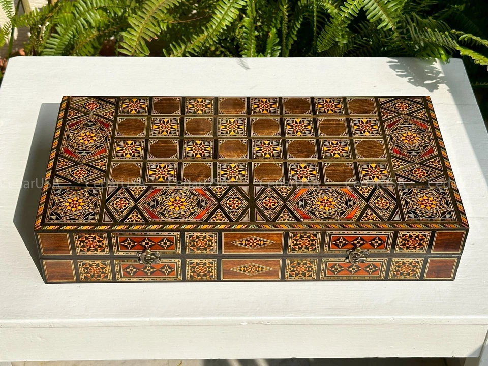 Tawla Backgammon Board and Chess Set From Lebanon - Handmade Real Pearl Inlays - Image 4 of 4