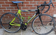 Cannondale Synapse Medium Road Bike 700C Carbon. 11-Speed Shimano 105 Group set