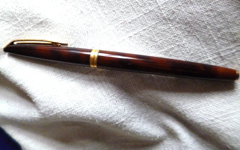 STYLO PLUME WATERMAN CF Laqué - Plume OR 18K - 1960/70- Numéroté J703369 - Photo 2/4