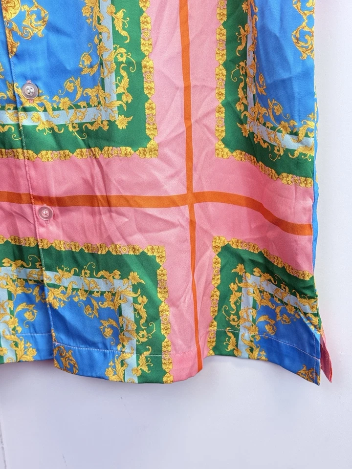 Forever 21 Men’s Size L Baroque Short Sleeve Button Down Shirt Pink, Green - Image 4 of 4