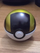 POKEMON TCG: HIDDEN FATES ULTRA BALL CARD HOLDER DECK BOX - EMPTY