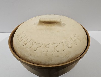 Vintage Knusperpfanne Clay Baking Pot Dish W/Lid (#35-27) West Germany- 