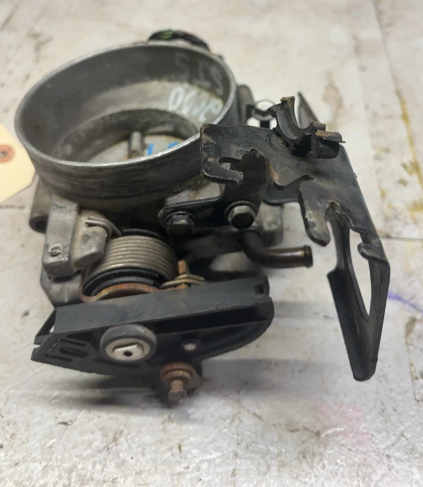 Conjunto de válvula de cuerpo del acelerador del motor DEVILLE 2000-2004 SEVILLE 2000-2004 4,6 L FABRICANTE DE EQUIPOS ORIGINALES Foto 3 de 4