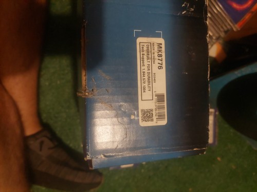 Mevtech Truck Suspension Part Lot Bushings Brackets Arm Insulator & More - Picture 11 of 12