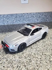 Rhode Island  State Police - Ford Mustang w/ All Flashing Lights