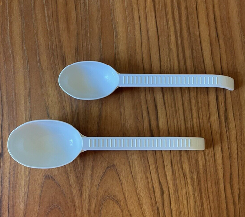 Weight Watchers Measuring Spoons Scoops Portion Control 1 Cup 1/2 Cup White Set