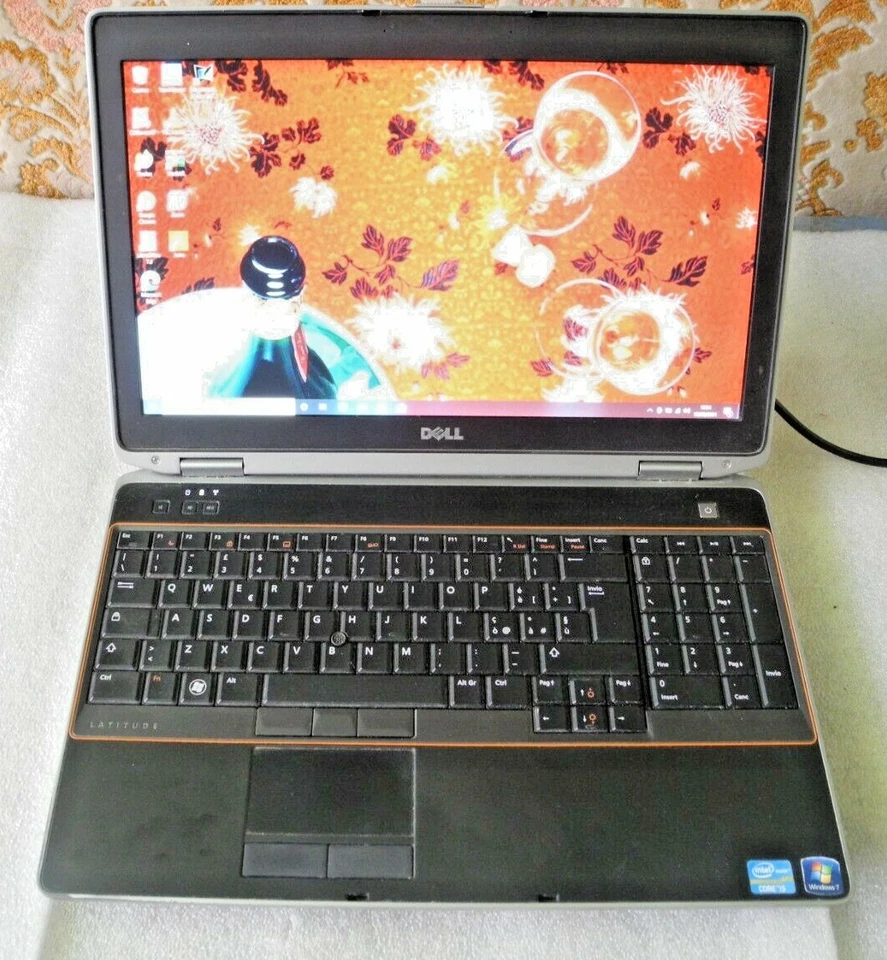 Dell Latitude E6520 · i5-2520 · 4GB · 500GB, foto 1 di 5