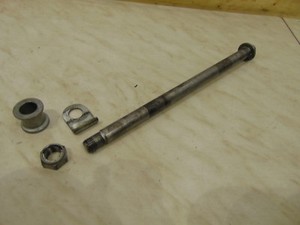 Honda CB 450 S, PC 17,Hinterradachse