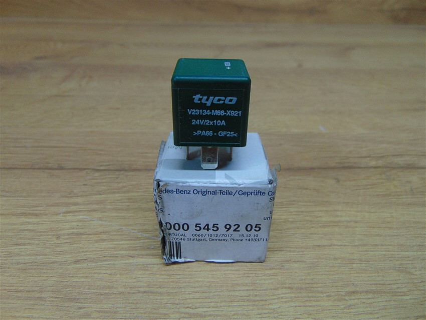 Multifunctional Relay Genuine Mercedes 669/668/670 - A0005459205