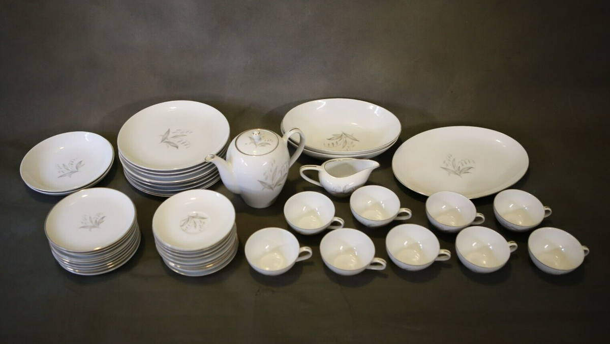 Vintage Kaysons Fine China Golden Rhapsody Dinner Set of 46 Japan