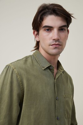 no tuck dress shirt Black Solid | Leeward No Tuck | Men's Dress Shirt | Lightweight | Wrinkle-Free | Moisture Wicking