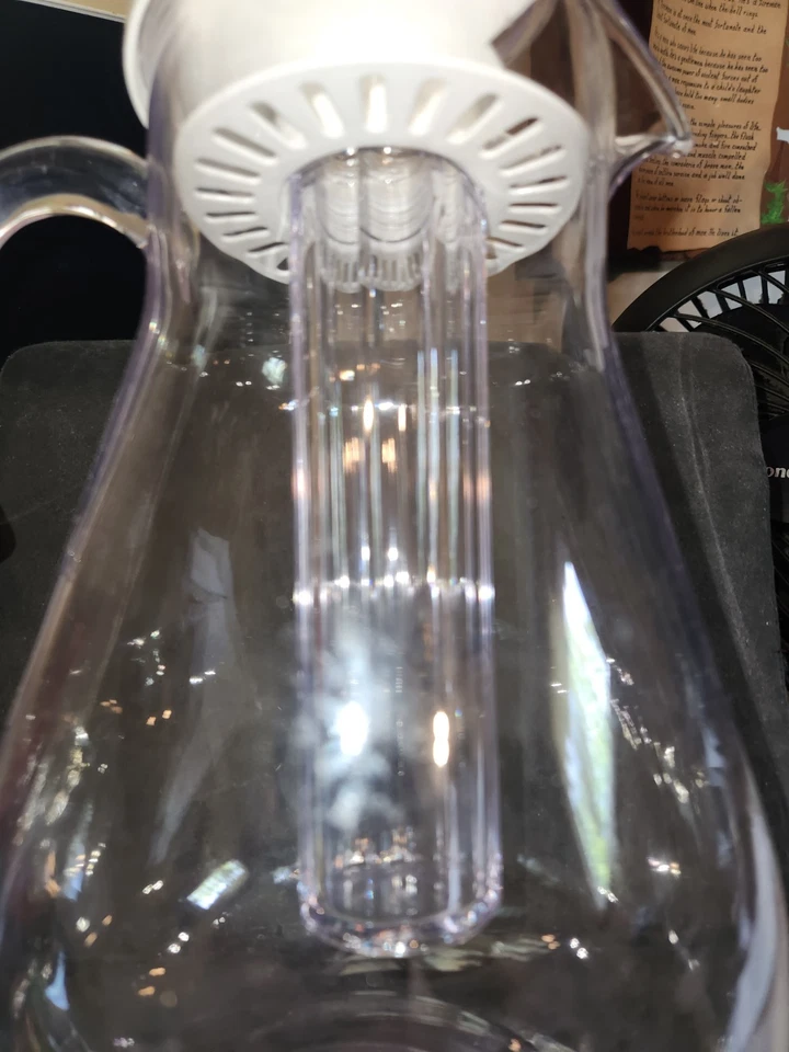 Infusion Pitcher, Mainstay's, 3.4 qt. with Removable Ice Core, Preowned - Image 4 of 4