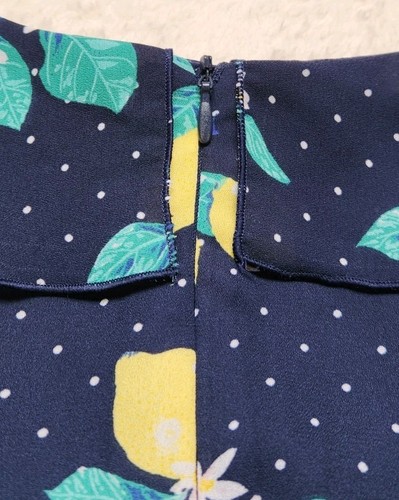 REVIEW - XS 8 Lemon Print FIT & FLARE DRESS V Ruffle Neck Side Tie Easy Care #C4 - Picture 10 of 11