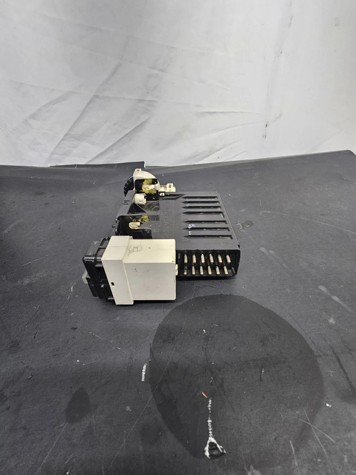 W123 OEM Climate Control 1238301285 1979-1985 300d 300td - Image 4 of 4